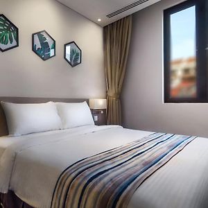 Ropewalk Piazza Hotel